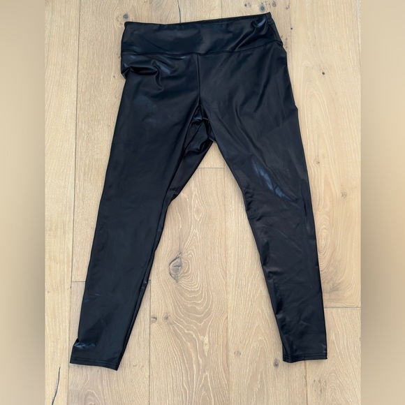 Wild Fable Faux Leather Leggings XL  Black - Picture 3 of 7